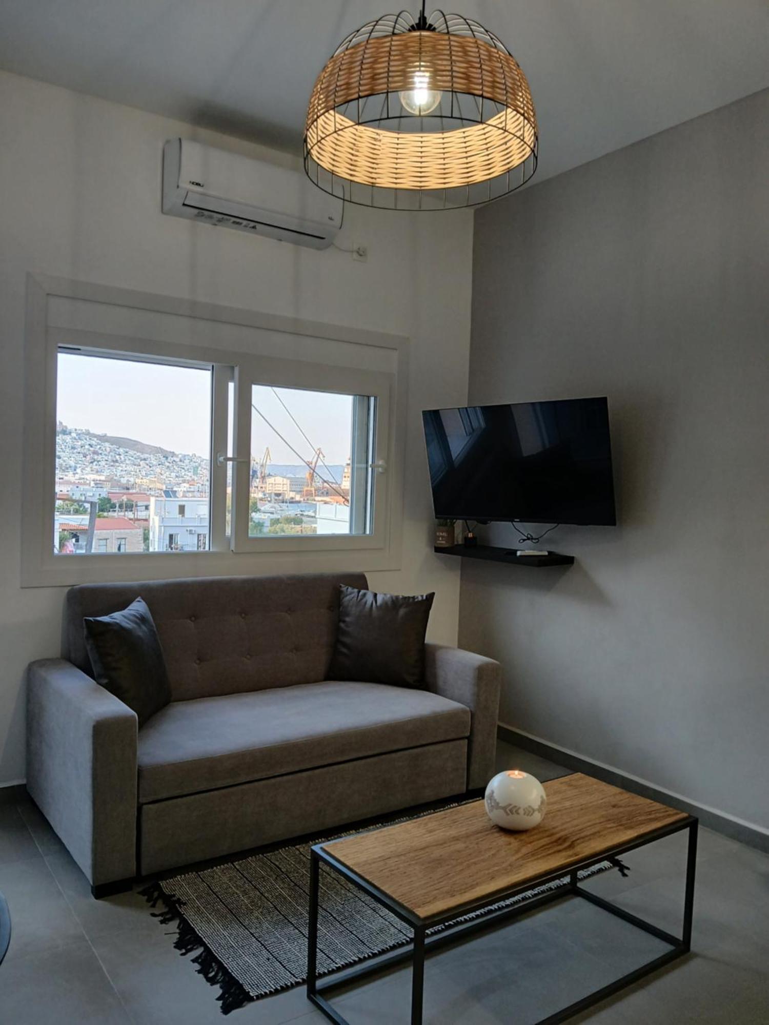 Panorama Apartment Ermoupoli Bagian luar foto